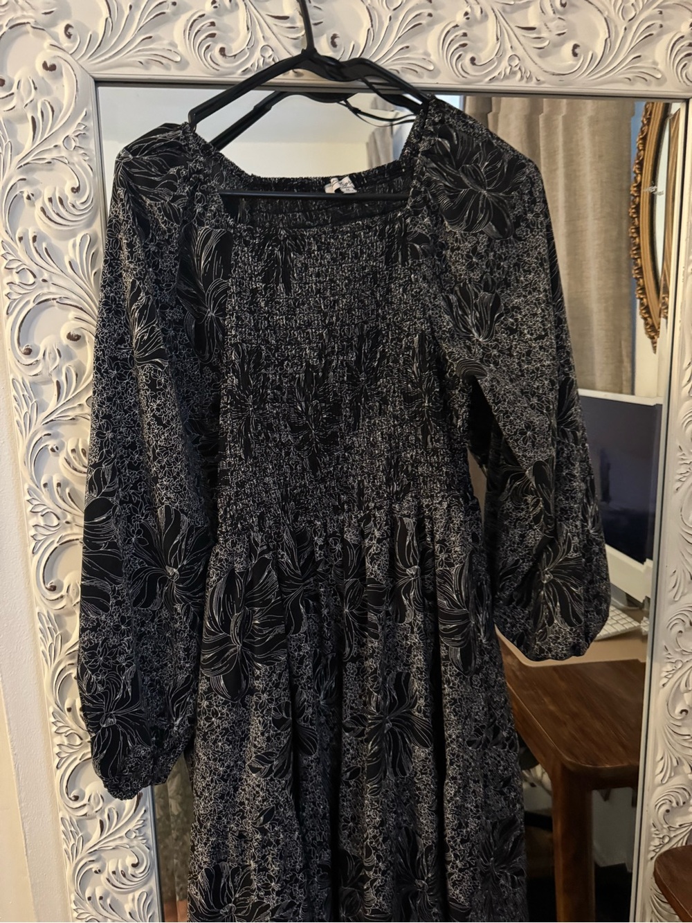 HENLY Boutique Black Floral Square-Neck Midi Dress - Picture 2 of 4